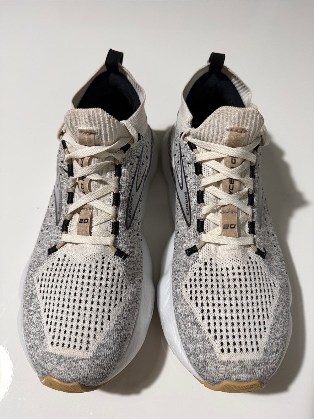 Brooks Glycerin Stealthfit 20 Women's Sz 10.5 B Gray Running Black Athletic - Picture 2 of 16